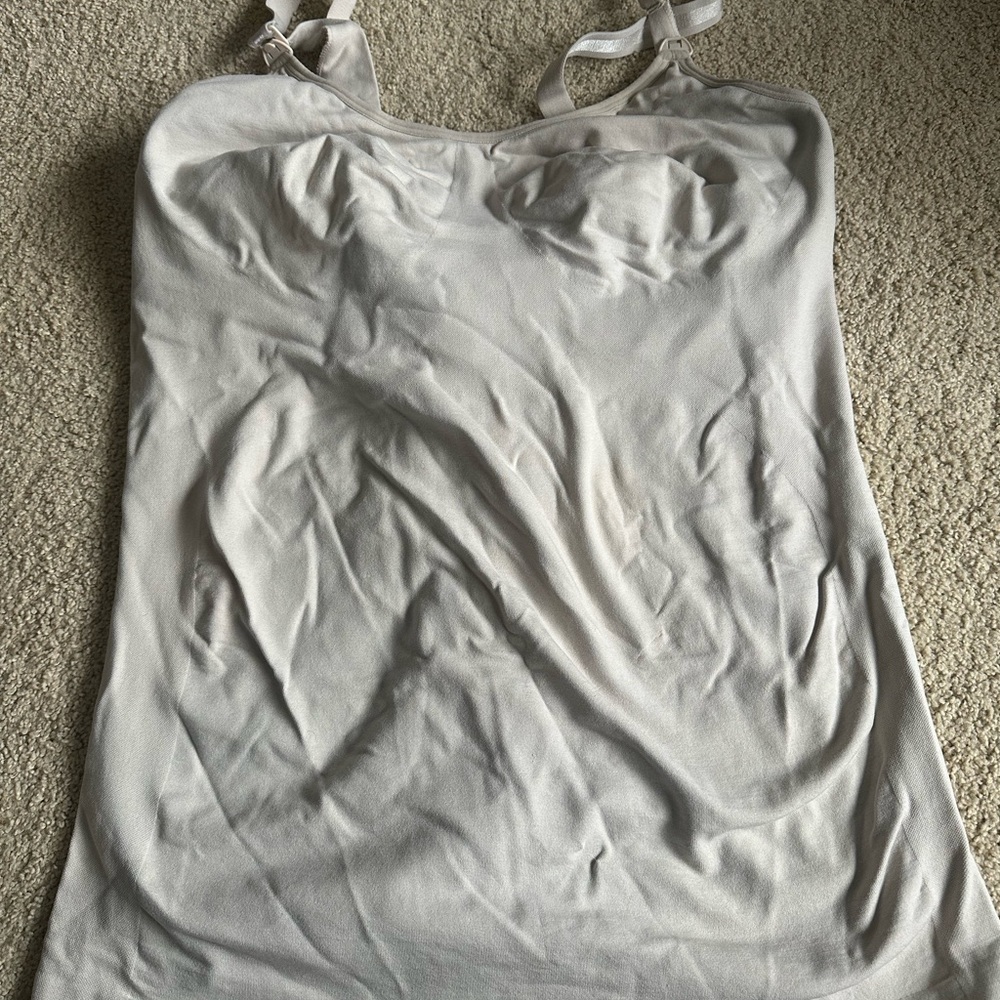 Nursing tank